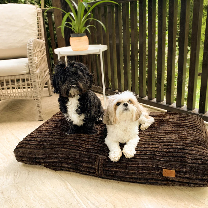 The perfect orthopedic dog bed for large breed dogs. Available in 3 sizes, with a lifetime guarantee.