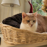 The Petguin Wicker Cat Bed offers a natural design for your cat. This luxurious bed is made of wicker, which is a material that naturally repels cats, and has a 100% guarantee.